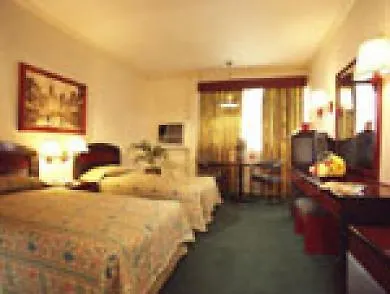 Rothman Hotel Manille 3*,  Philippines
